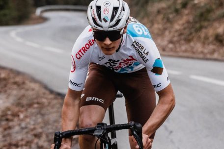 Niels Michotte wird am Sonntag das erste Mal bei einem Rennen das Trikot von Ag2r Citroën tragen