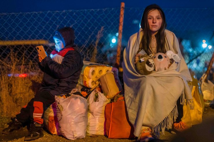 Flucht vor dem Krieg / Ukrainische Flüchtlinge werden in Polen mit offenen Armen erwartet