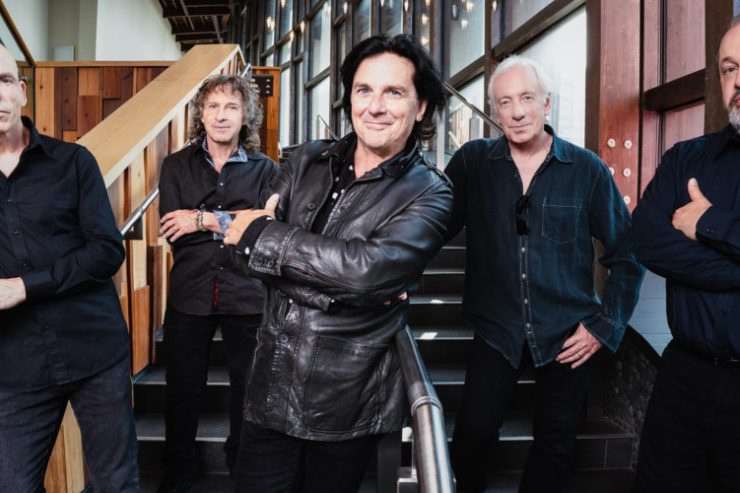 „An hour before it’s dark“ / Marillion mit 20. Album – und neuem Fokus: Krisen, Klima, Pandemie