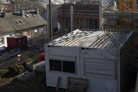 Das im Bau befindliche Nebengebäude des Albert-Hames-Hauses in der Rümelinger rue de la Bruyère