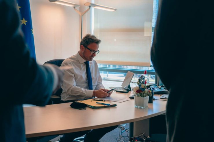 Luxemburg / Premier Bettel hat mit Putin telefoniert, die „Aggression Russlands“ kritisiert – und zu Verhandlungen aufgerufen