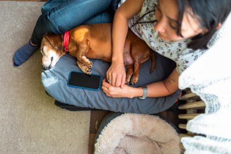 Besonders bitter: Das Warten. Auf die Beh&ouml;rden, Lebenszeichen von Verwandten &ndash; auf ein wenig Stabilit&auml;t.