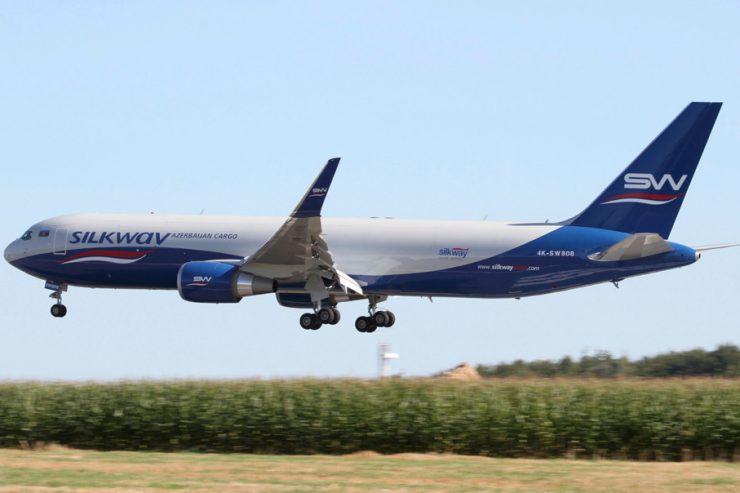Sanktionen / Landen russische Frachtflieger unter falscher Flagge auf dem Flughafen Hahn?