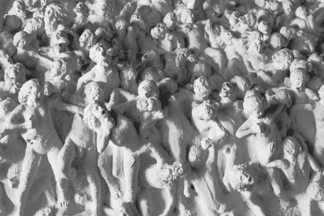 Geschichte / „Wie lange dauert der Tod?“ Als die Nazis zum jüdischen Purimfest in Auschwitz 3.791 Menschen ermordeten