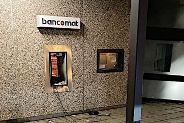 Kriminalität / Unbekannte sprengen Geldautomaten in Niederkerschen