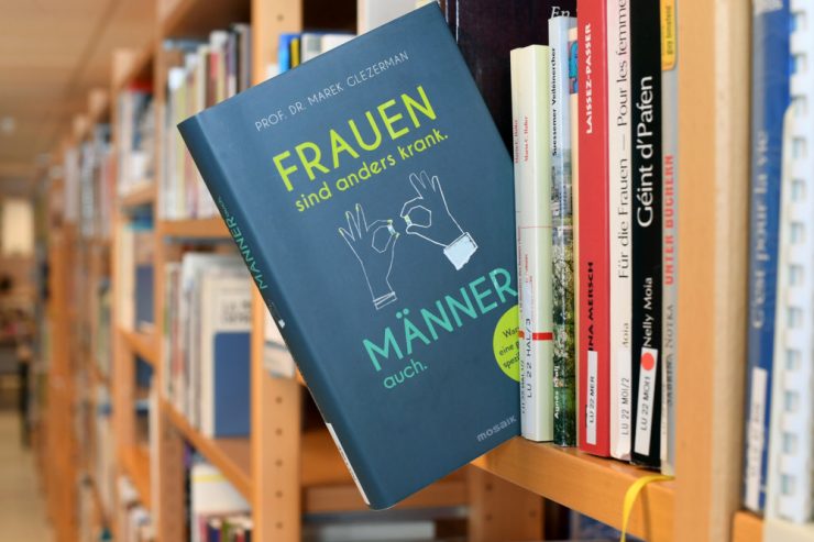 Frauenbibliothek  / 30 Jahre weibliche Sicht zwischen zwei Buchdeckeln 
