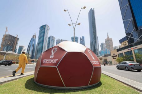 Fußball / Schatten über Doha: FIFA-Events von Menschenrechtsfragen überlagert