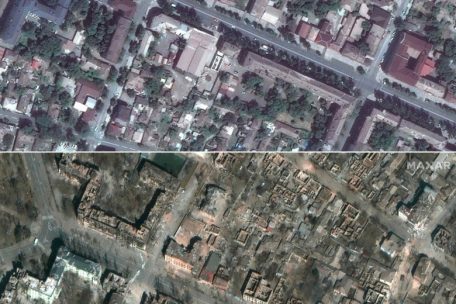 Totale Zerst&ouml;rung: Beide Satellitenbilder zeigen die Stadt Mariupol &ndash; das obere entstand am 21. Juni 2021, das untere an diesem Dienstag