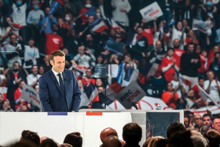 Frankreich / Macron ruft bei seinem einzigen großen Wahlmeeting zu „großer Mobilisierung“ auf