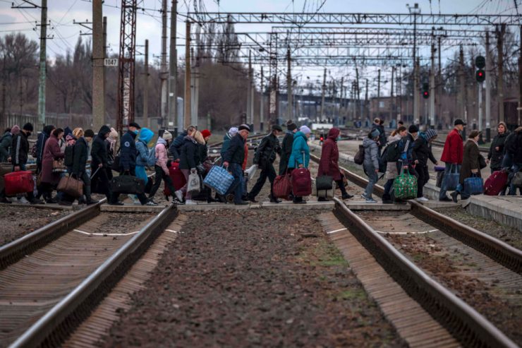 Ukraine-Krieg / Putins Armee sammelt sich für einen Großangriff aus dem Osten