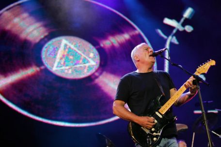 Rock-Legende / Pink Floyd kommt nach fast 30 Jahren für Ukraine-Soli-Song zusammen