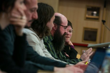 Die R&auml;te Line Wies und Laurent Biltgen, rechts im Bild, lieferten ihre Bilanz der Arbeit im Gemeinderat
