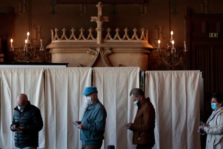 Präsidentschaftswahlen / Frankreich wählt neues Staatsoberhaupt – Wer geht in die Stichwahl?