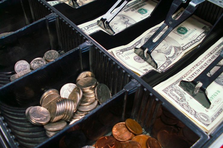 Echternach / Bewaffneter Tankstellen-Überfall: Täter ist noch auf der Flucht