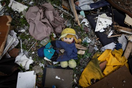 Krieg in der Ukraine / Selenskyj: Schlacht um Donbass hat begonnen – Die Nacht zum Dienstag im Überblick