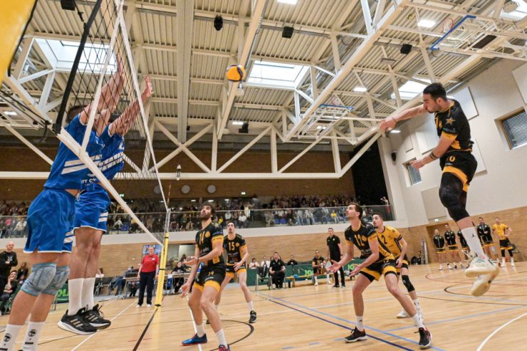 Volleyball / Strassen macht in Bartringen das Double perfekt