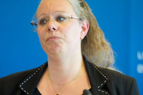 „Gaardenhaischen“-Affäre / Trotz Rücktritt: Chamber muss sich mit Dieschbourg-Dossier befassen – Ex-Ministerin soll aussagen