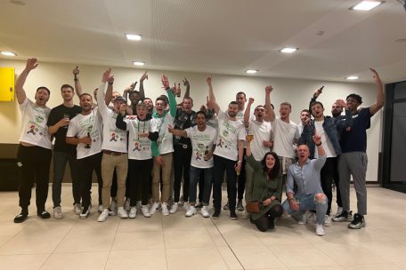 In Zolver feierten am Samstag die beiden Aufsteiger gemeinsam