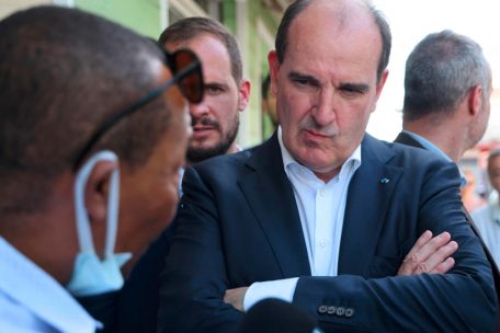 Avant les législatives / Macron cherche à remodeler les structures de la majorité