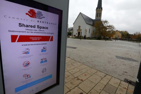 Stichwort Shared Space: In den Luxemburger Ortskernen entstehen verst&auml;rkt Mischfl&auml;chen, die dem Fahrrad und Fu&szlig;g&auml;nger deutlich mehr Raum schaffen, ohne jedoch das Auto g&auml;nzlich auszuschlie&szlig;en