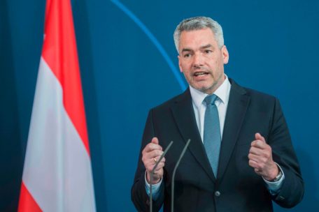 Österreich / Die ÖVP schafft es nicht aus dem Schatten ihrer Affären