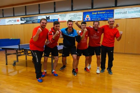 Der Herausforderer aus Linger: Steve Gratia (Betreuer), Frane Runjic, Christian Kill, Dirck Gavray, Arlindo De Sousa, José Espinosa (Betreuer) (v.l.n.r.)