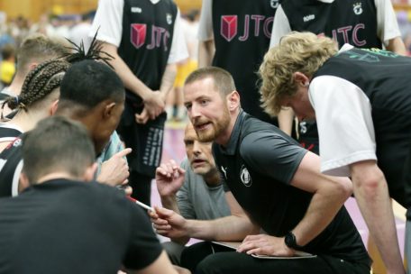 Tom Schumacher k&ouml;nnte wie sein Vater, der 1989 den Pokal gewann, ebenfalls einen Titel als Trainer mit dem T71 gewinnen