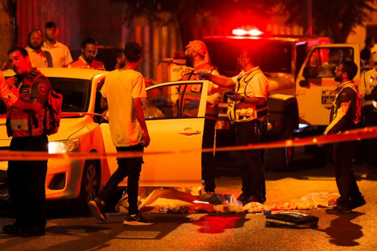 Terrorismus / Mindestens drei Tote bei Angriff im israelischen Elad