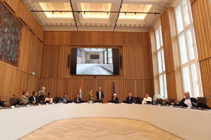 Architektur / Von Antik zu Hightech: Esch hat einen neuen Sitzungssaal mit vielen Finessen