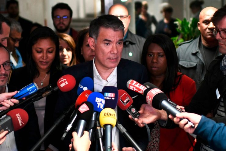 France / Le conseil national du PS a ratifié le ralliement des socialistes à Mélenchon