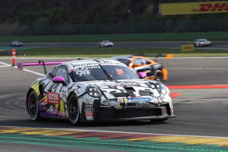 Bei seinem Comeback im Porsche Carrera Cup Deutschland wurde Dylan Pereira einmal Zweiter und einmal Vierter