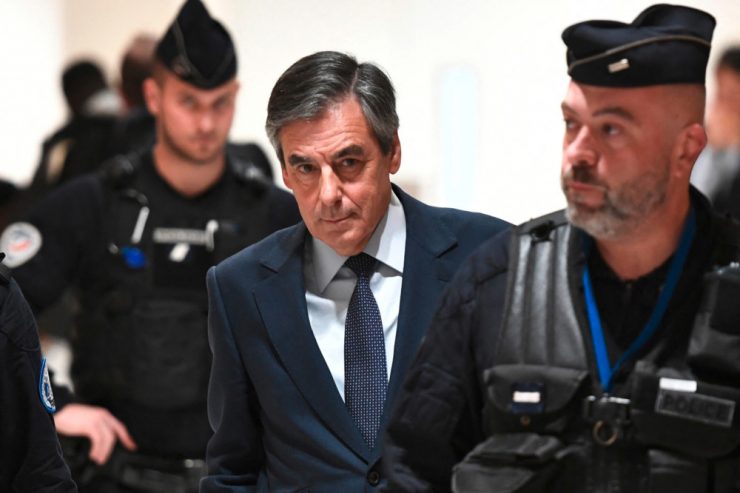 Frankreich / Ein Jahr Haft: Ex-Premier Fillon erneut wegen Jobaffäre verurteilt