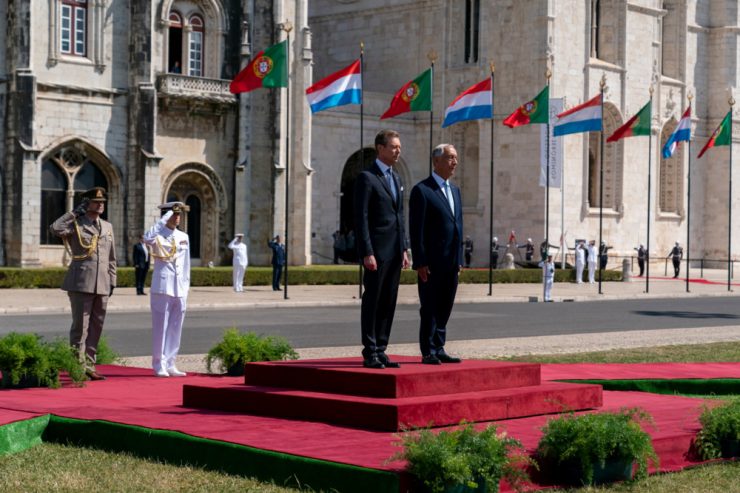 Portugal / Empfang mit militärischen Ehren: Großherzog Henri auf zweiter Staatsvisite in Lissabon 