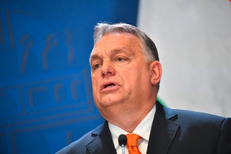 Ungarn / Orban trauert „weggenommenem“ Meereszugang nach und verstimmt die Nachbarn