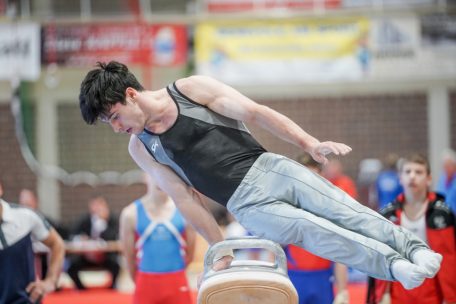 Kunstturnen / Von den nationalen Meisterschaften direkt zur Gymnasiade