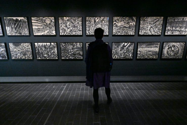 Ausstellung / Schwarze Striche für den Frieden: „Idee des Friedens“ im Escher Resistenzmuseum