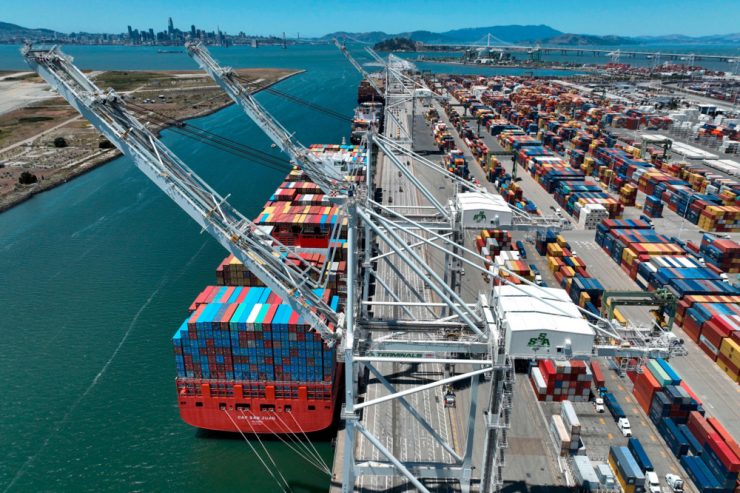 Konjunktur / Wirtschaft im Euro-Raum wächst trotz Dämpfer spürbar