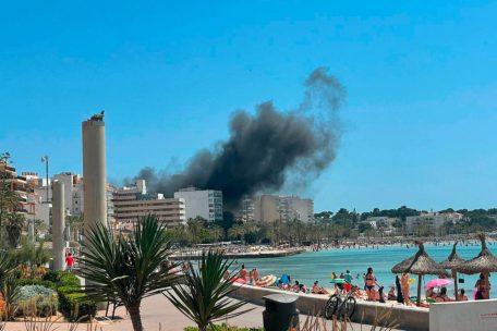 Mallorca / Sind deutsche Feuerwehrleute Brandstifter? – 13 Mitglieder eines Kegelvereins aus Münster festgenommen