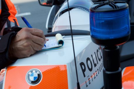 Luxemburg / Gute Autofahrer, böse Radfahrer? Warum Sven Clement mit einer Antwort von Minister Kox unzufrieden war