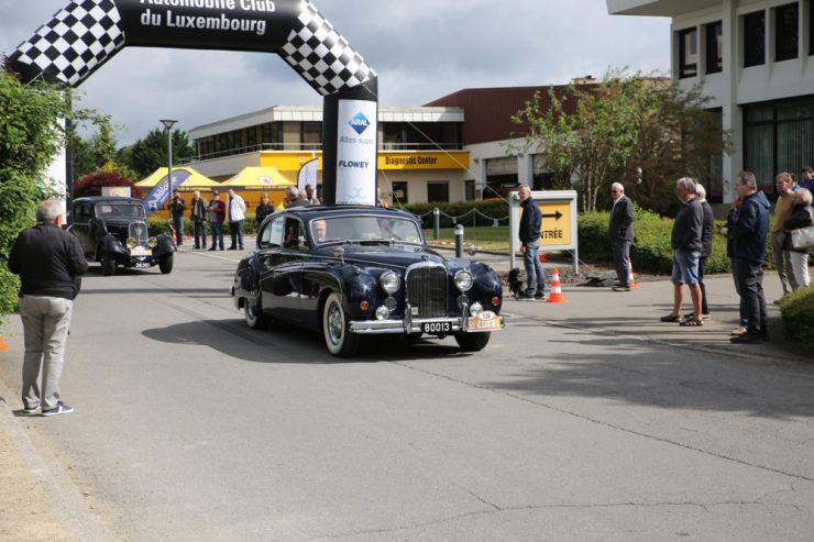 ACL Classic Tour 2022 / Zurück in die Vergangenheit: 130 Oldtimer und Youngtimer rollen durch Luxemburg