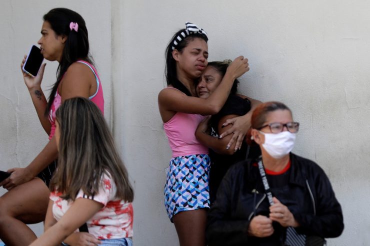 Brasilien / Mord- und Foltervorwürfe gegen Polizei nach zweittödlichster Razzia in der Geschichte Rios