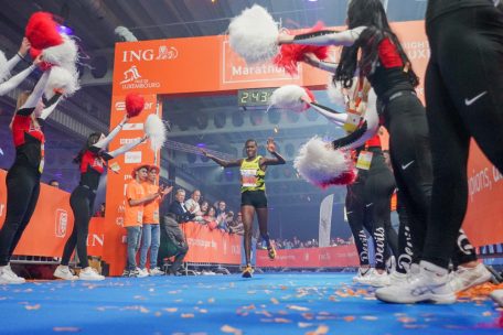 Die Kenianerin Mercy Jeptoo Tuitoek holte sich den Sieg bei den Damen