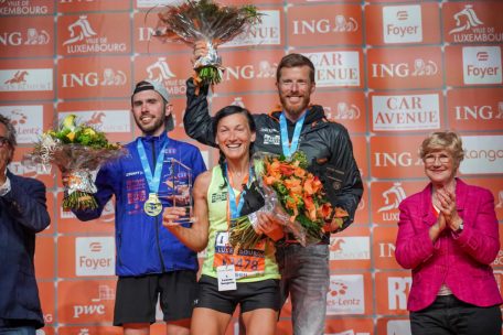 Am Ende konnten alle strahlen: Philippe Gillen, Shefi Xhaferaj und Bertil M&uuml;ller (v.l.n.r.)