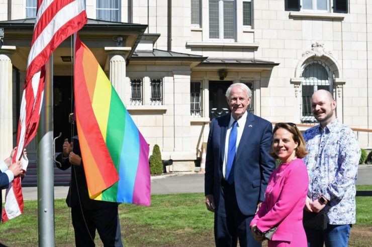 Editorial / Eigentlich sollte der Pride Month keine Meldung mehr wert sein