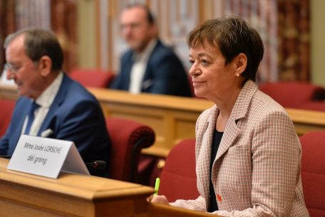 Jos&eacute;e Lorsch&eacute; (&bdquo;d&eacute;i gr&eacute;ng&ldquo;) h&auml;lt den Zeitplan der Tripartite-Sonderkommission, die ein Stimmen des Gesetzesentwurfs bis Ende Juni vorsieht, f&uuml;r realistisch