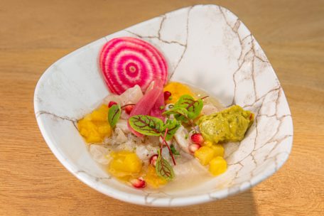 „Ceviche de bar aux fruits de la passion“