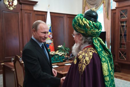 Ukraine-Krieg / Islamisten in Putins Windschatten