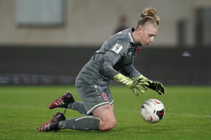 Fußball / FLF-Damen wollen eine historische Marke knacken