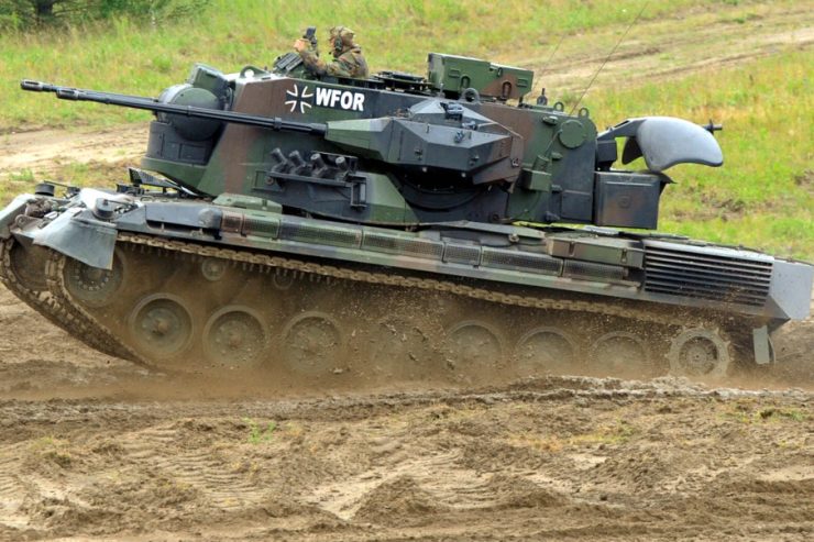 Deutschland / Nach langem Hin und Her wurden die Waffenlieferungen an die Ukraine veröffentlicht