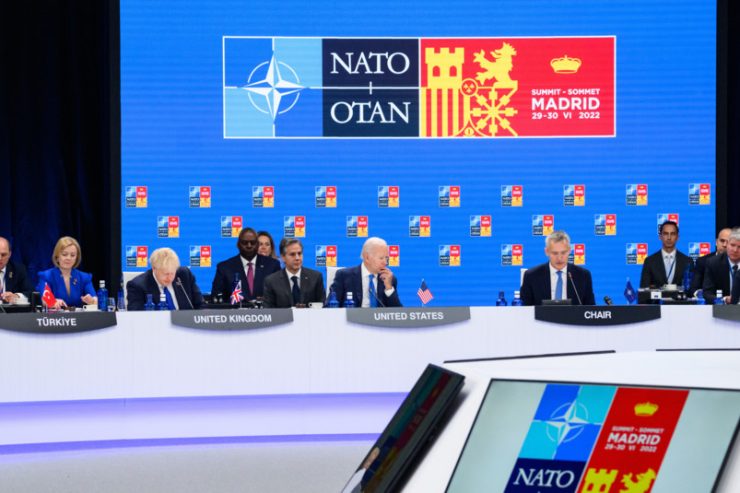 Gipfeltreffen / Nato startet Aufnahmeverfahren für Finnland und Schweden – Drastische Stärkung der Ostflanke